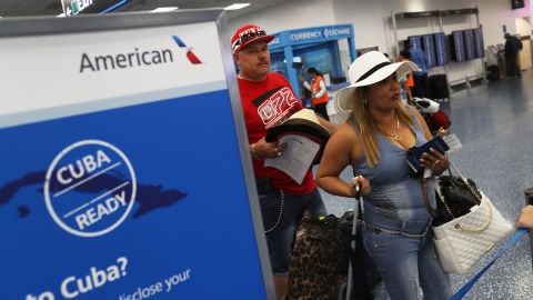 Cuba autorizó el aumento de vuelos semanales desde aeropuertos estadounidenses-GettyImages-599858560.jpg