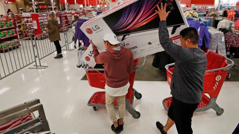 Los descuentos que puedes conseguir en Target antes del Black Friday-GettyImages-625639508.jpeg