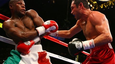 Oscar De La Hoya vs. Floyd Mayweather Jr.