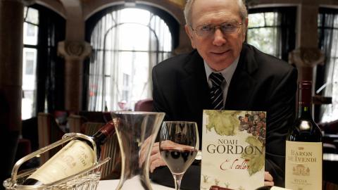 Muere Noah Gordon, autor de "El rabino", a los 95 años