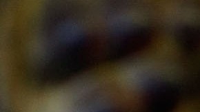 Los relojes mecánicos deben ser atrasados o adelantados manualmente.