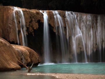 Confirman muerte de turista israelí tragado por una cascada al sur de México