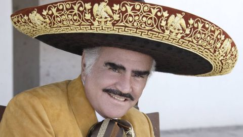 Vicente Fernández.