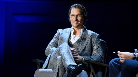 Matthew McConaughey por delante de Abbott y Beto en la encuesta electoral para gobernador de Texas