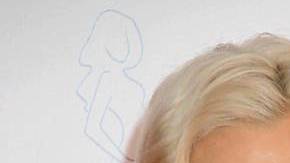 Michelle Vieth / Carmen Salinas.