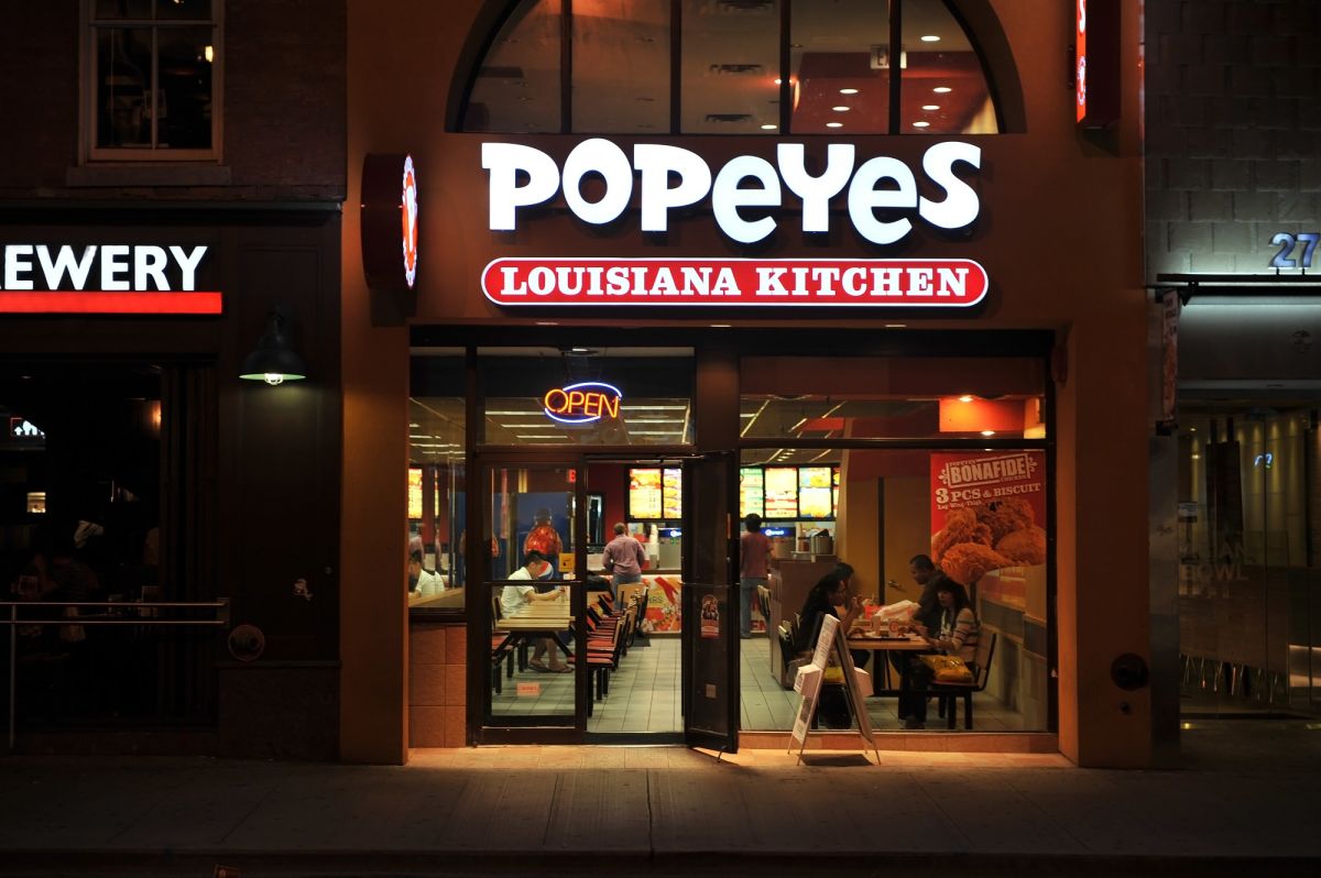 Man who recorded viral video of rats in Popeyes' kitchen was fired from