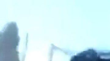 Presuntos integrantes de Pueblos Unidos roban camión.