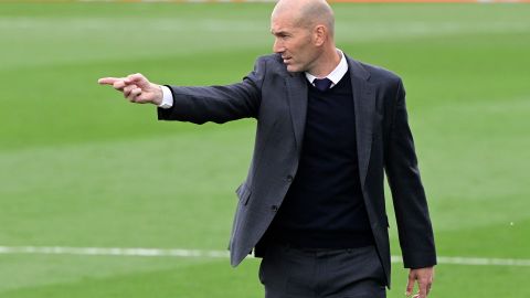 Zidane podría llegar al banquillo del PSG la próxima temporada.