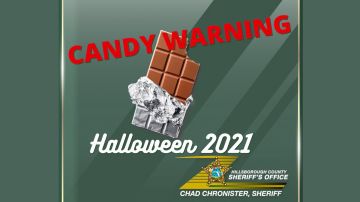 La policía está pidiendo la colaboración ciudadana en busca de pistas para saber quién escondió en un chocolate durante la noche de Halloween.