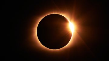 Los eclipses son fenómenos con interesantes repercusiones espirituales y coincidencias astrológicas.