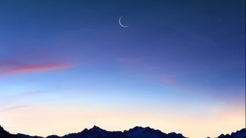 La luna nueva de noviembre, que ocurre en Escorpio, se conecta con tu intuición y ser interior.