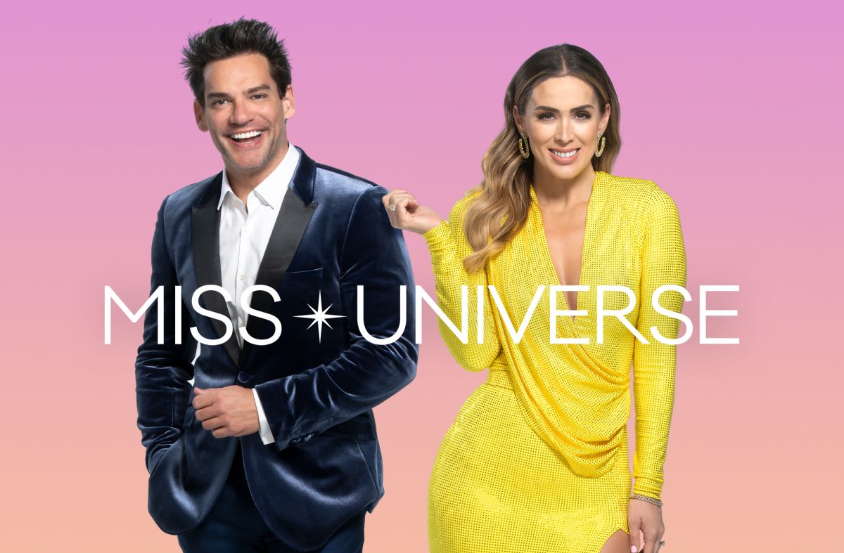 Miss Universe 2021 live with Jacky Bracamontes and Cristian de la Fuente on Telemundo