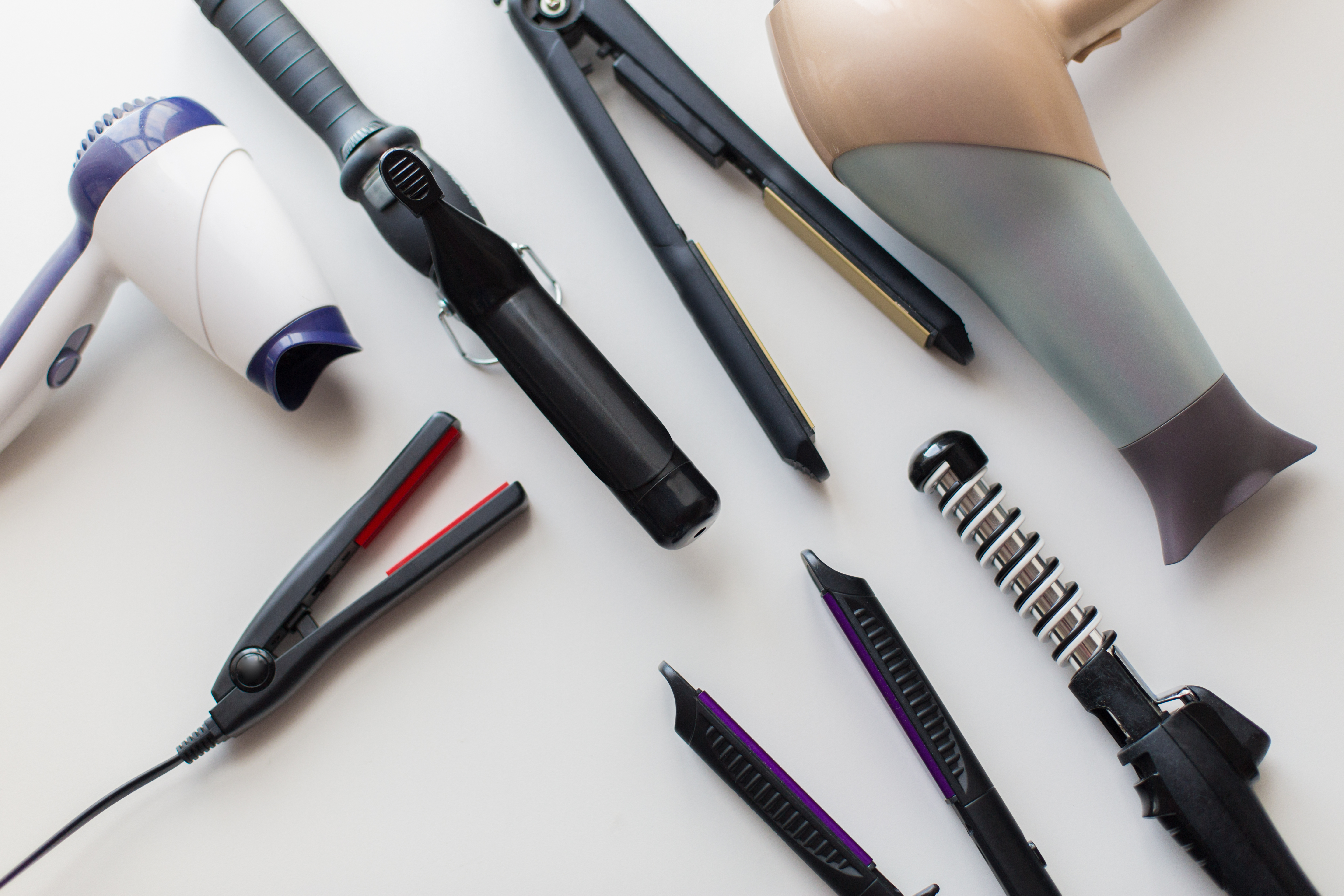 Las mejores ofertas en secadores, planchas y más productos del cabello por  el Black Friday - La Opinión