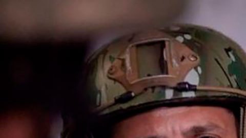 El presidente de Ucrania, Volodímir Zelenski, en una visita militar a la región del Dombás en junio de 2021.
