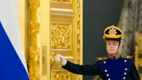 Cómo Putin logró restaurar el estatus de Rusia como potencia global tras el colapso de la URSS hace 30 años