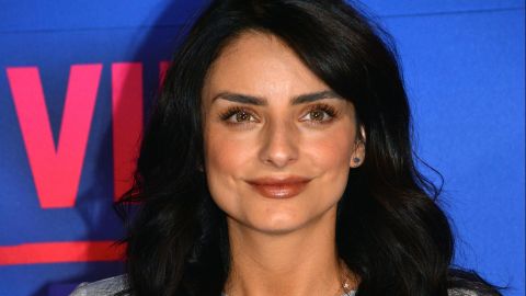 Aislinn Derbez.