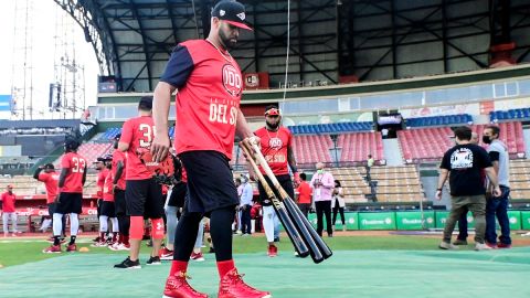 Leones del Escogido Training Session - Dominican Baseball League