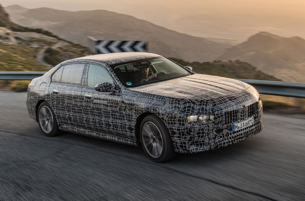 BMW pule los últimos detalles del flamante i7