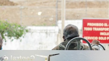 Muchos migrantes no tienen donde pasar la noche en Tijuana.