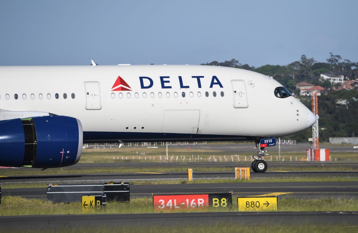 Former Playboy Model And Baywatch Actress Identified As Perpetrator On Delta Flight