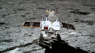 Vehículo chino, Yutu 2, explorará en la Luna un "misterioso" objeto cuadrado