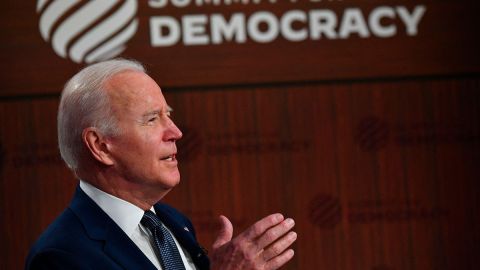 Joe Biden inaugura trabajos de la "Cumbre por la Democracia".