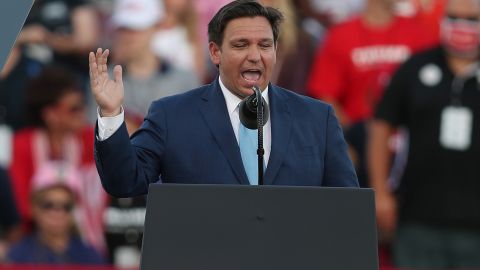 El gobernador de Florida, Ron DeSantis.