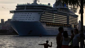 EE.UU. eleva alerta de viajes en cruceros por Ómicron y pide evitarlos