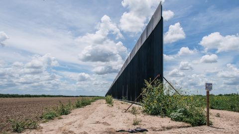 Muro fronterizo en la zona de La Joya, Texas.