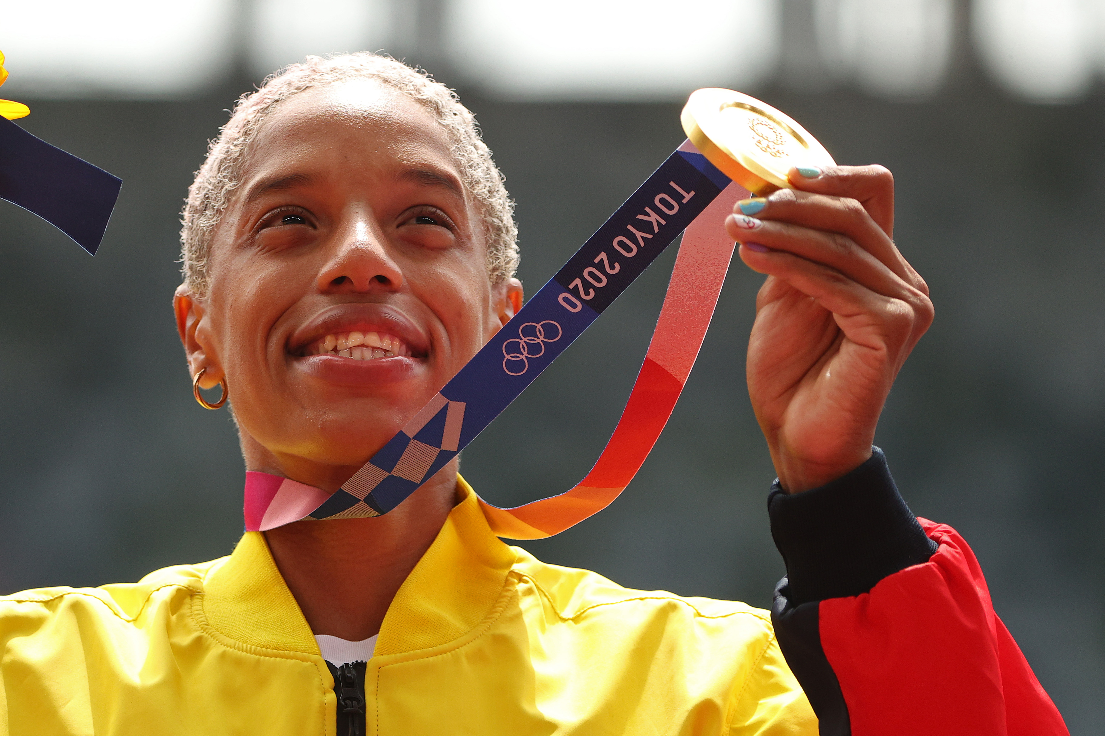 TOKYO, JAPAN - AUGUST 02: Gold medalist Yulimar Rojas of Team Venezuela poses during the medal ceremony for the Women's Triple Jump on day ten of the Tokyo 2020 Olympic Games at Olympic Stadium on August 02, 2021 in Tokyo, Japan. (Photo by Patrick Smith/Getty Images)