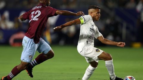 Jonathan dos Santos se encuentra sin equipo tras desvincularse con el Galaxy.