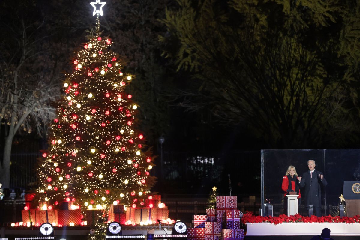 Joe and Jill Biden light the National Christmas Tree at the White House