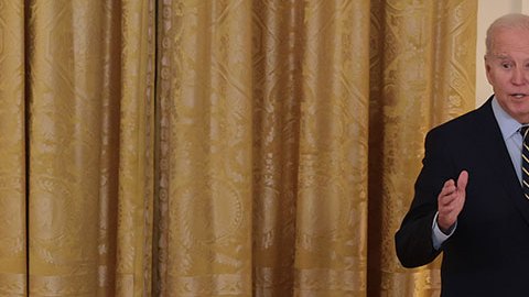 Preocupa a Joe Biden tensión entre Rusia y Ucrania, informa la Casa Blanca.