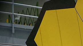 Mal tiempo obliga a un nuevo retraso en el lanzamiento telescopio James Webb al espacio