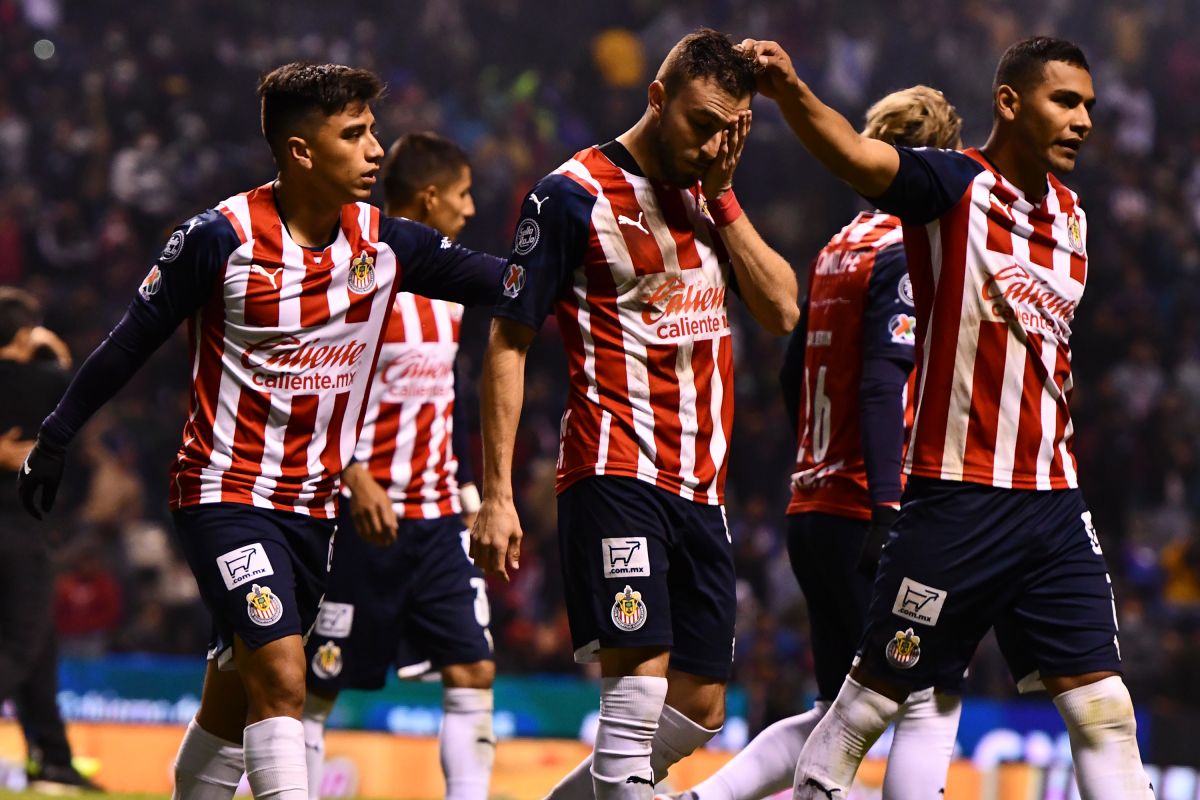 El conjunto de Guadalajara no pudo pasar del repechaje en el último torneo del fútbol mexicano.