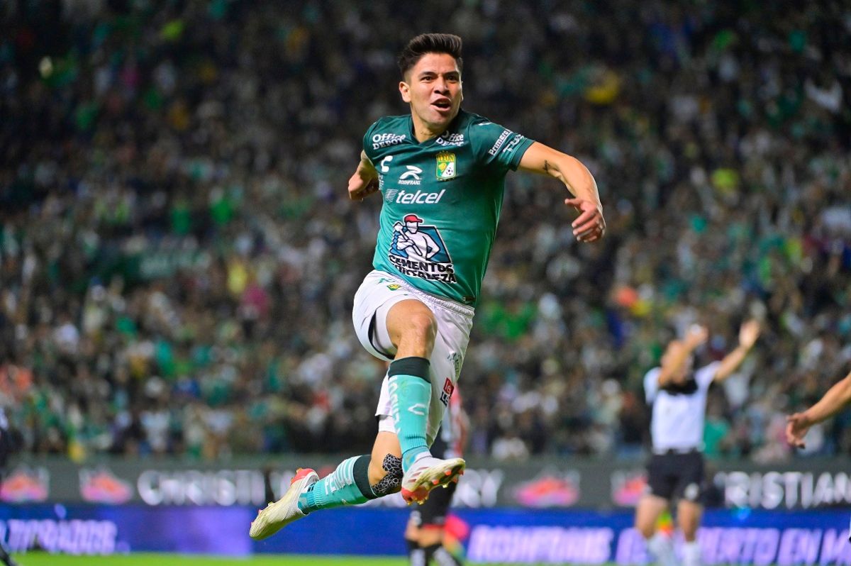 León rugió en su casa para remontarle al Atlas FC en el primero de la Gran  Final - La Opinión