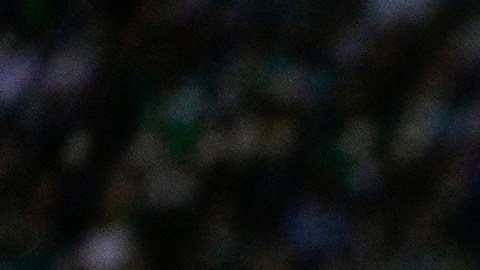 Ían Jairo Torres (i) de Atlas disputa un balón con William Tesillo (d) de Club León en la ida de la final de la Liga MX Apertura 212-22.