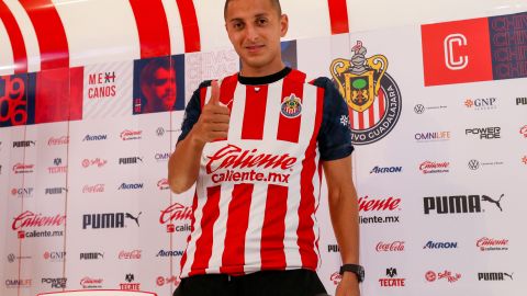 El centrocampista Roberto Alvarado tiene buenas intenciones tras su llegada a Chivas.