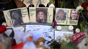 Los padres de Ethan Crumbley, Jennifer y James, acusados de homicidio involuntario después de que su hijo matara a 4 en la escuela