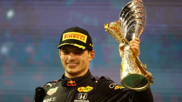 Max Verstappen ganó el premio de Abu Dhabi y quedó campeón absoluto de la F1.