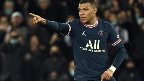 Mbappé se convirtió en el héroe del PSG al anotar el tanto de la victoria contra el Real Madrid.