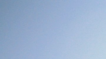 Mesera inocente 'asustada de ir a trabajar' después se volvió viral la pequeña propina que recibió