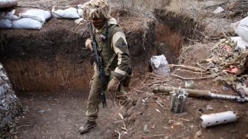 Soldados defienden a Ucrania
