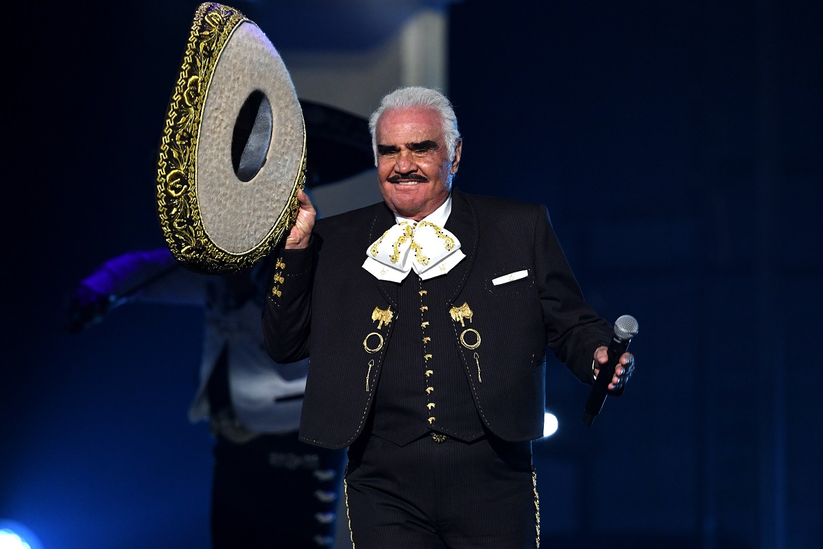 Murió Vicente Fernández ídolo De México La Música Y Gran Aficionado