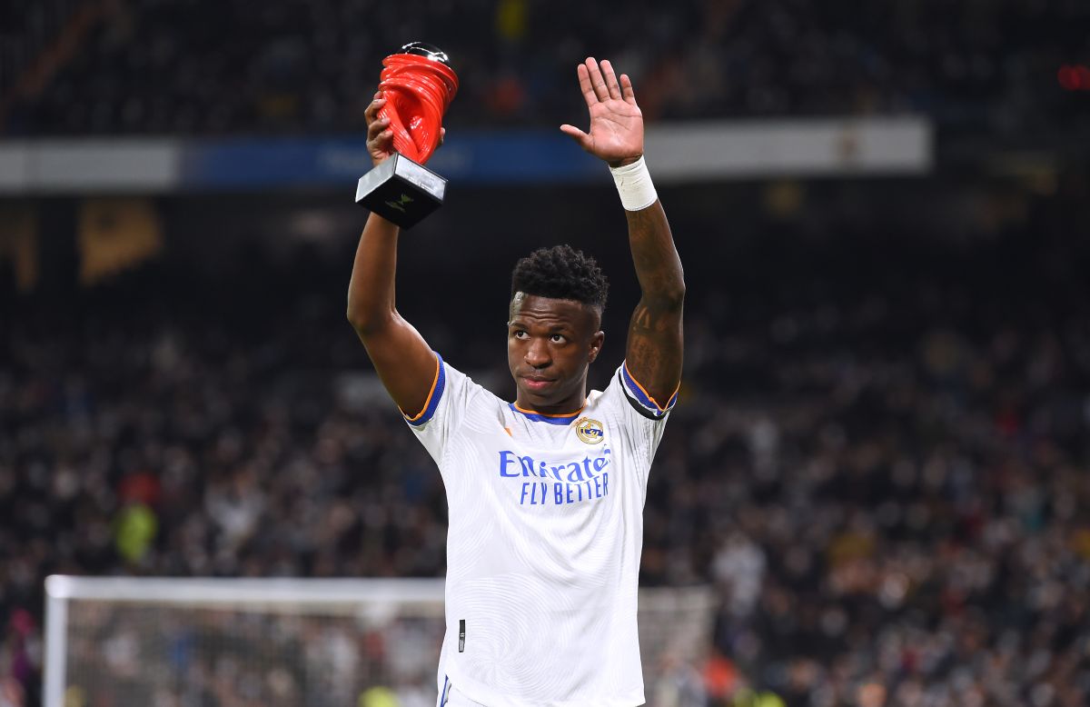 Vinicius Jr. recibió el premio al mejor jugador de La Liga durante el mes de noviembre. 