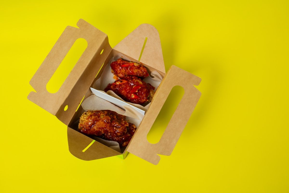 La oferta especial de Taco Bell incluirá cinco alitas de pollo crujientes con hueso.