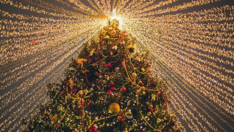 Los elementos que decoran el árbol tienen un simbolismo espiritual.