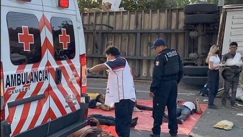 Migrantes sobrevivientes de accidente en Chiapas buscaron esconderse para evitar ser deportados