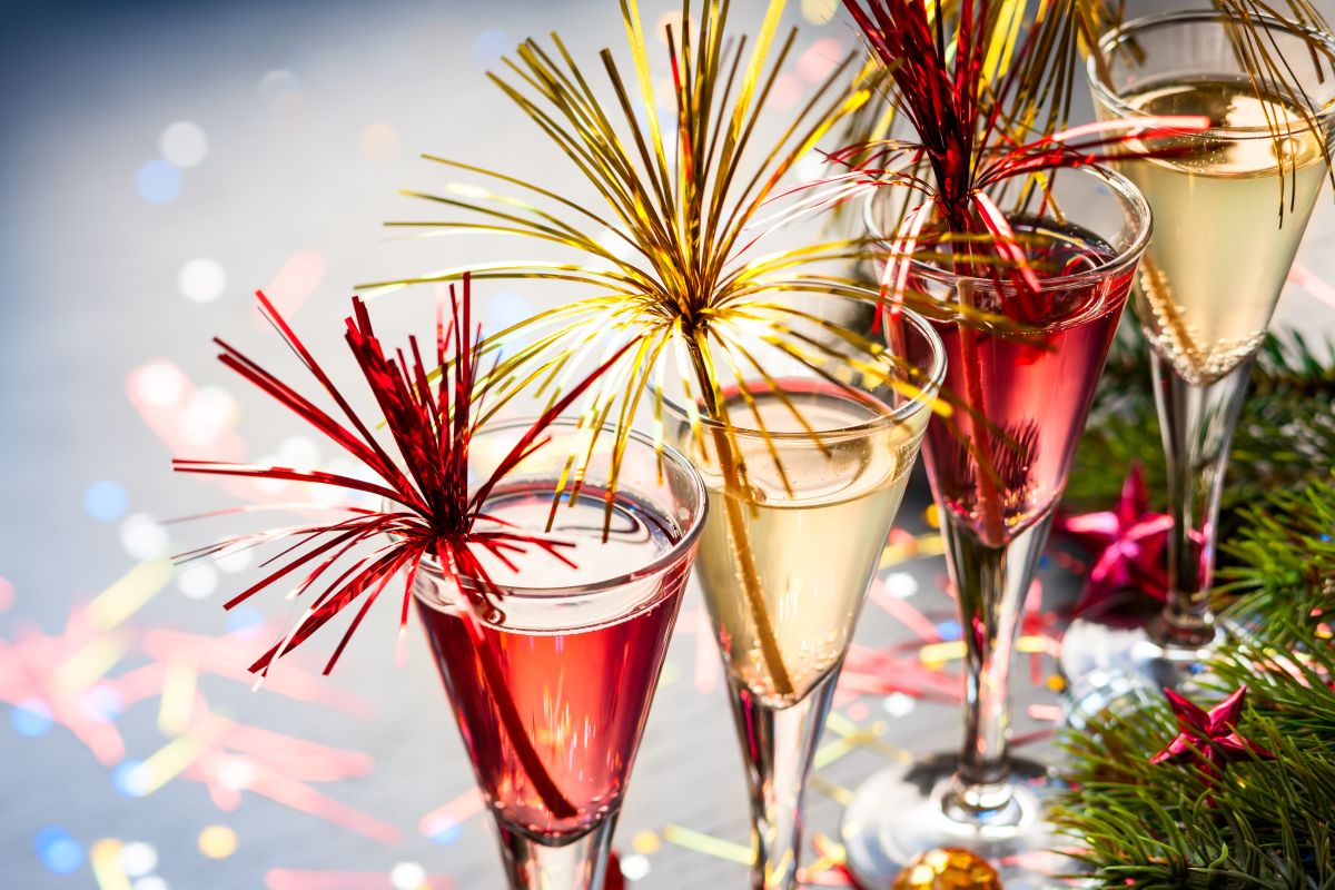 Celebra Año Nuevo con estas ricas recetas de cócteles festivos
