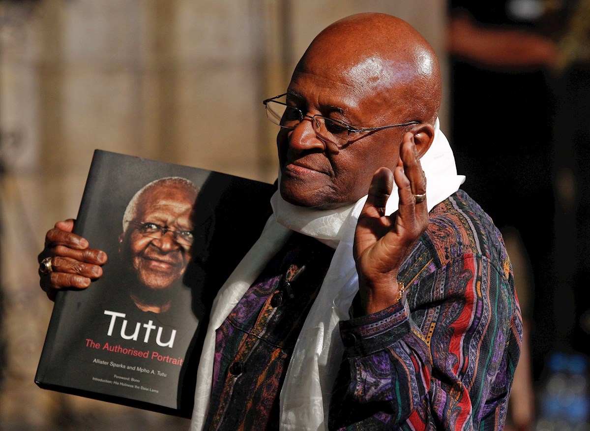 AMLO mourns the death of Desmond Tutu and highlights his fight